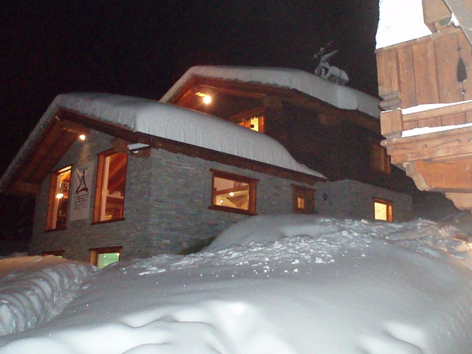 Residence Lo Peyo Champoluc Exterior photo